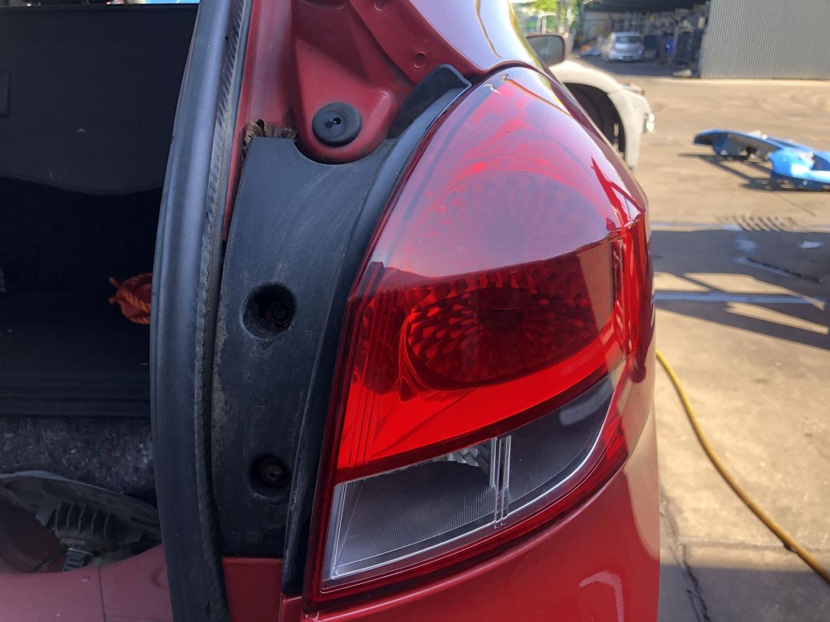 Renault Clio III Grandtour original Rückleuchte rechts Heck/Schluss/Licht Bj2008