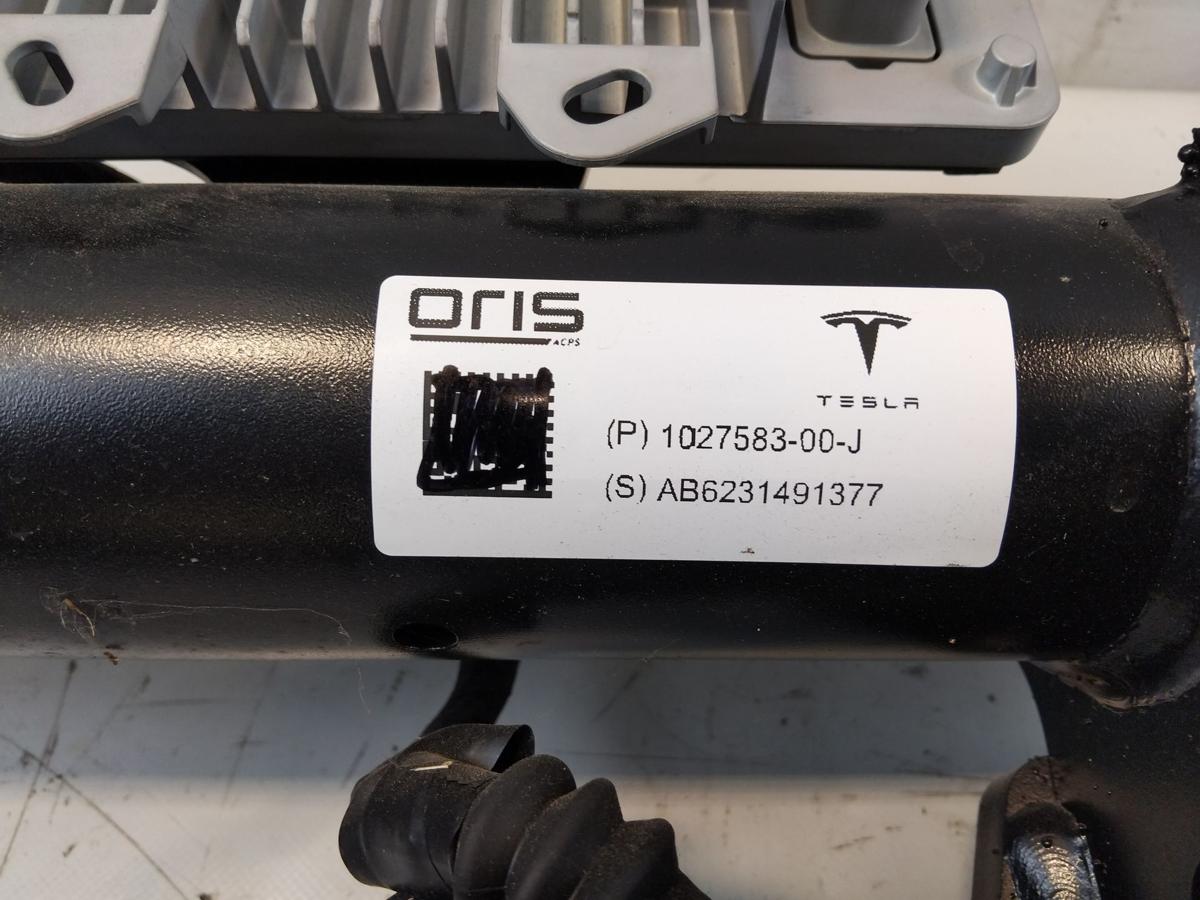 Tesla Model S Facelift original Anhängerkupplung ohne Kopf unvollständig Bj.2023