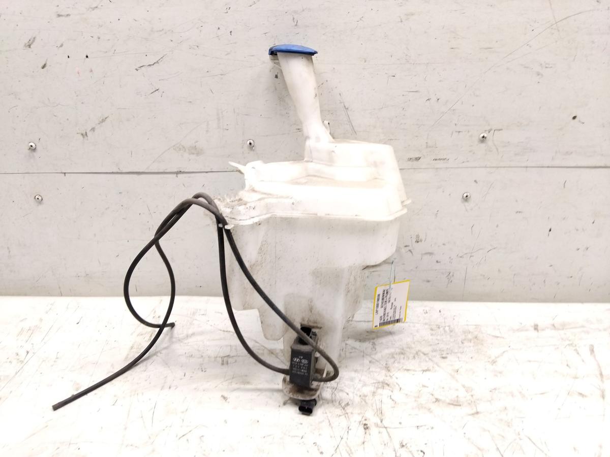 Hyundai i30 GD Kombi original Scheibenwaschbeh&auml;lter inkl. Pumpe BJ2015