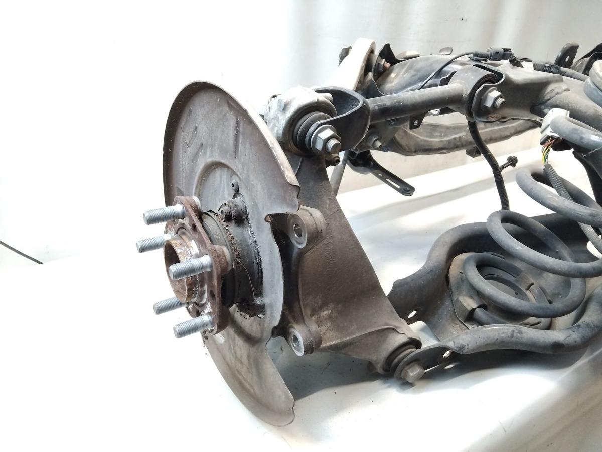 Tesla Model Y RWD original Hinterachse komplett mit Achsschenkeln BJ2023