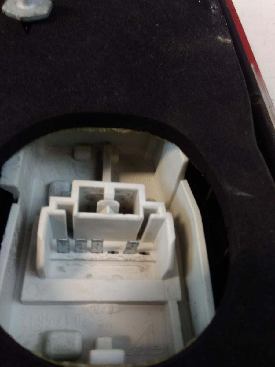 Lancia Musa Facelift original R&uuml;ckleuchte Heckleuchte links LED Bj.2009