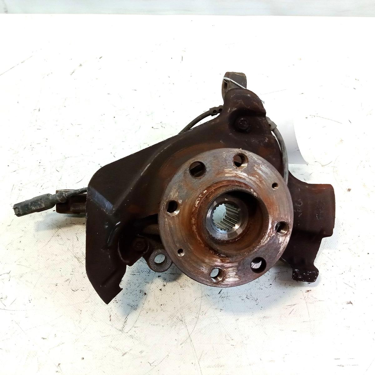 Opel Corsa E orig Achsschenkel Radlagergeh&auml;use vorn links 1.4 66kw 4-Loch BJ2016