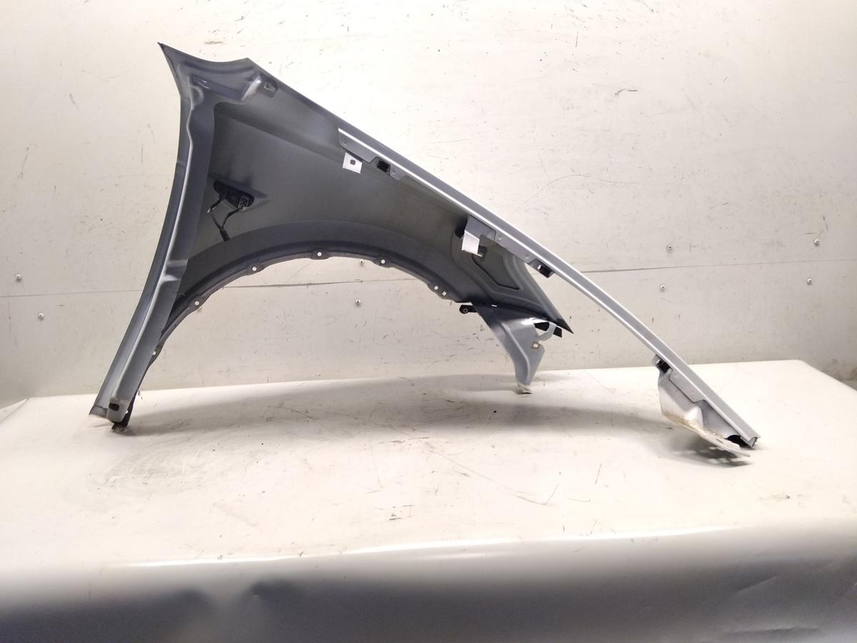 Tesla Model Y Kotfl&uuml;gel vorn links wei&szlig;metallic PPSW White Water Pearl BJ2023