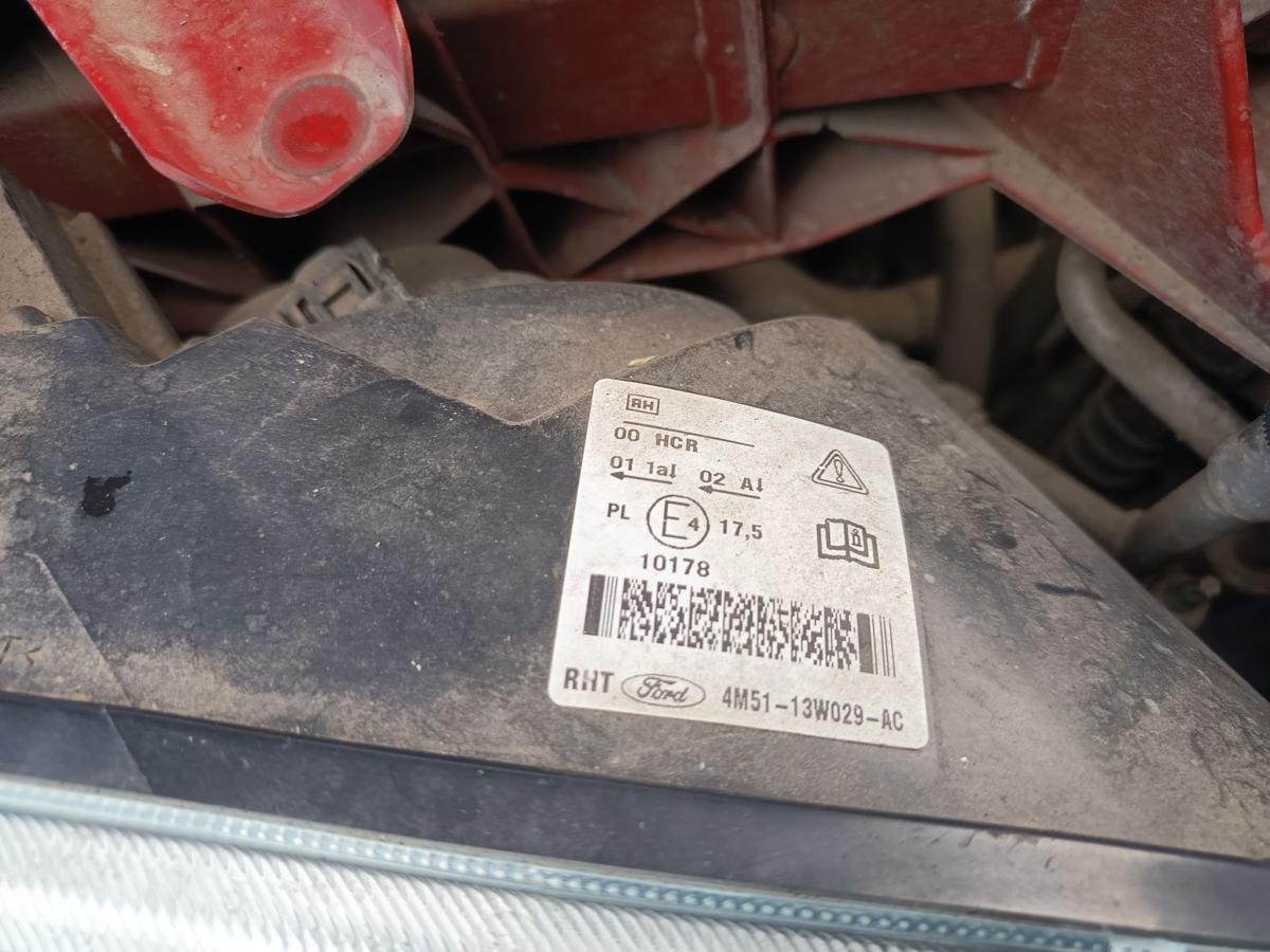 Ford Focus II original Scheinwerfer rechts Halogen vor Facelift Baujahr 2005