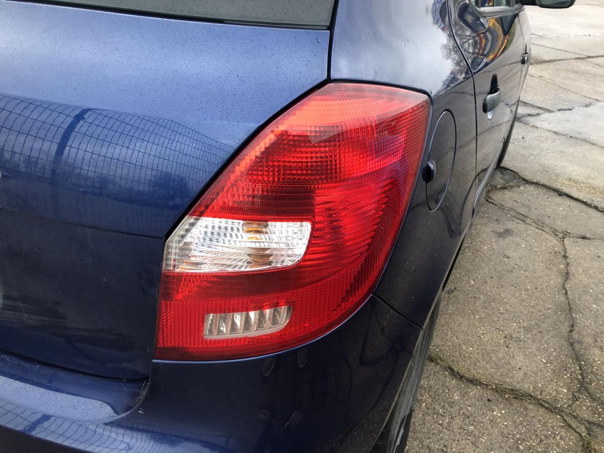 Skoda Fabia 2 Typ 5J R&uuml;ckleuchte rechts R&uuml;cklicht Heckleuchte 5-t&uuml;rer 2006-2014