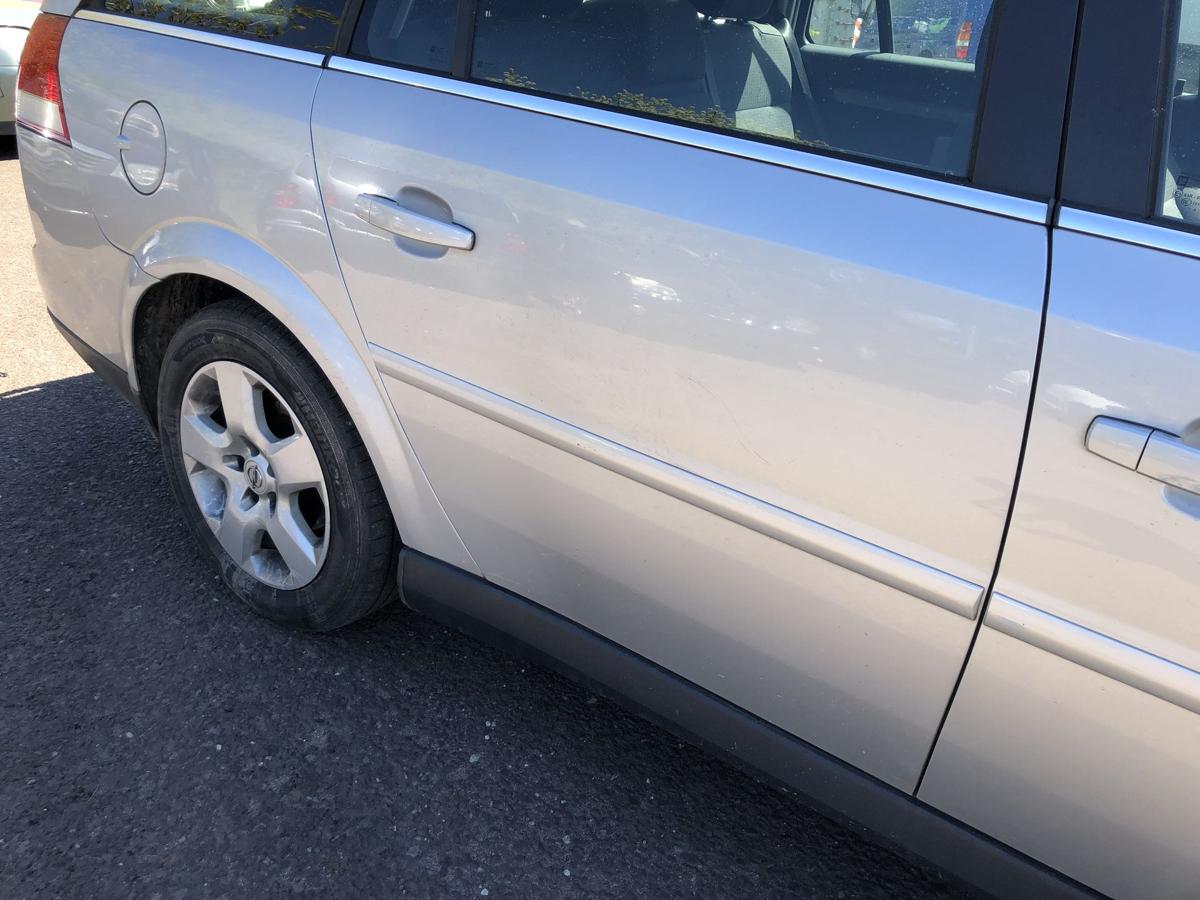 Opel Vectra C Caravan ab 05 T&uuml;r hinten rechts Fondt&uuml;r Rohbau 2AU Starsilber