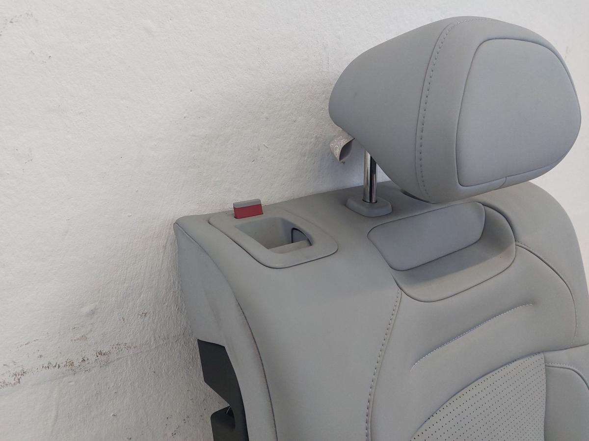 NIO EL6 Elektro SUV R&uuml;ckenlehne R&uuml;cksitzlehne hinten rechts Einzel Kunstleder