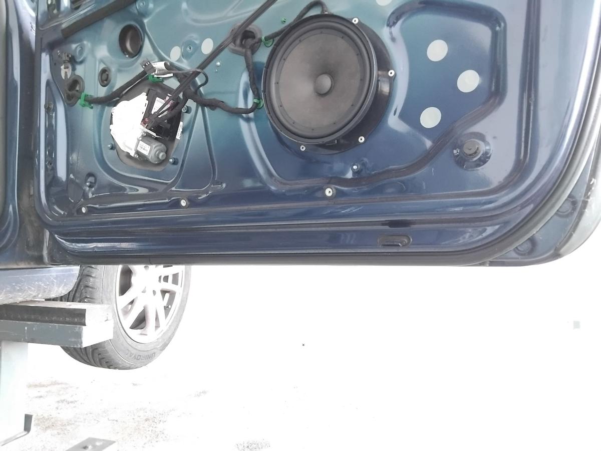 VW Golf 5 1K T&uuml;r vorn rechts Beifahrert&uuml;r 3-t&uuml;rig LD5Q Shadow Blue BJ2008