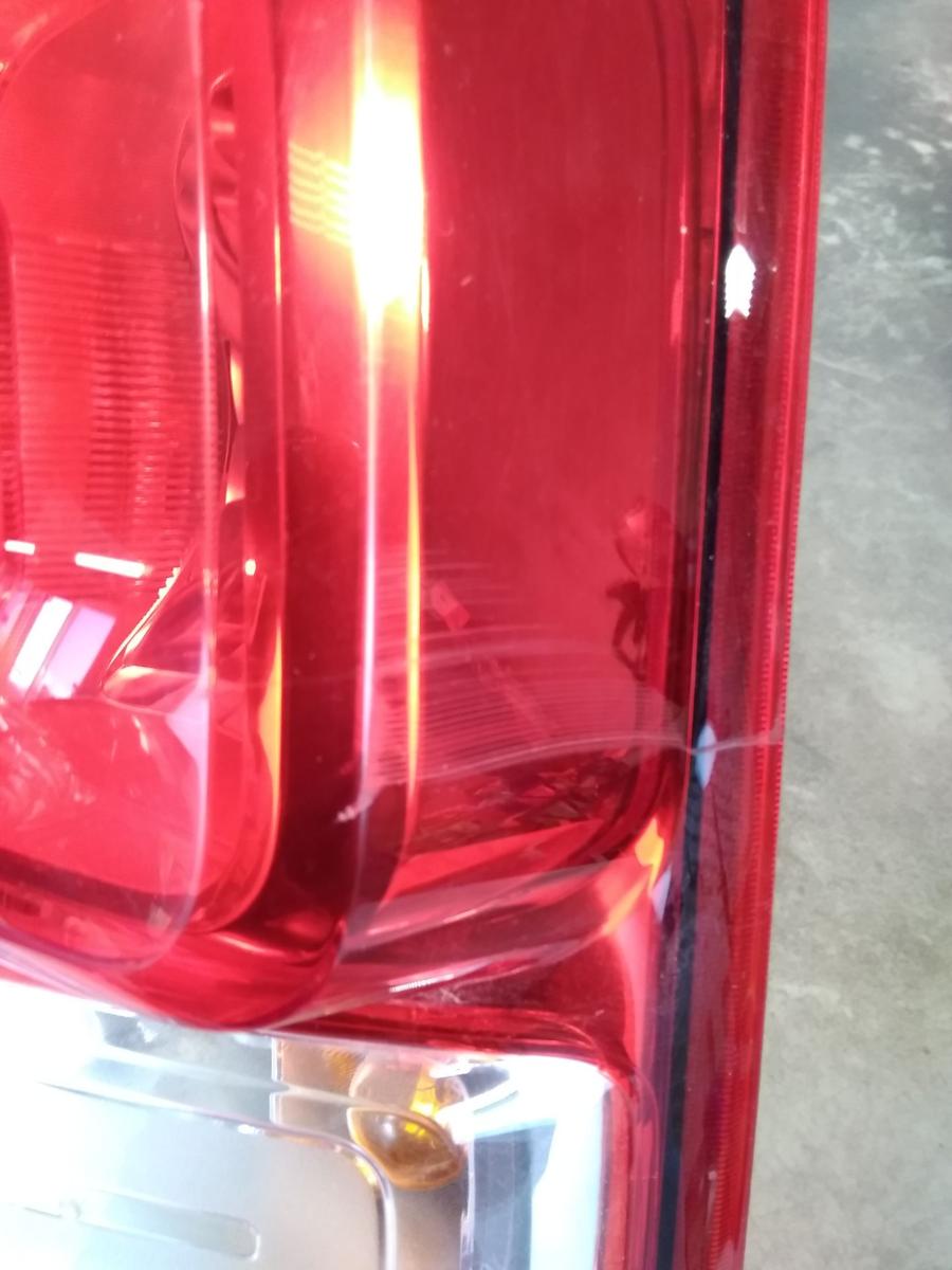 Opel Vivaro C original Rückleuchte Heckleuchte rechts 9808243080 Bj.2020
