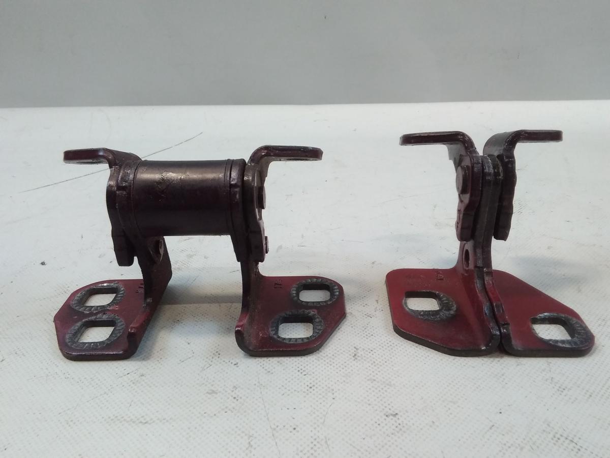 Tesla Model S Facelift original Satz T&uuml;rscharniere vorn rechts Bj.2019