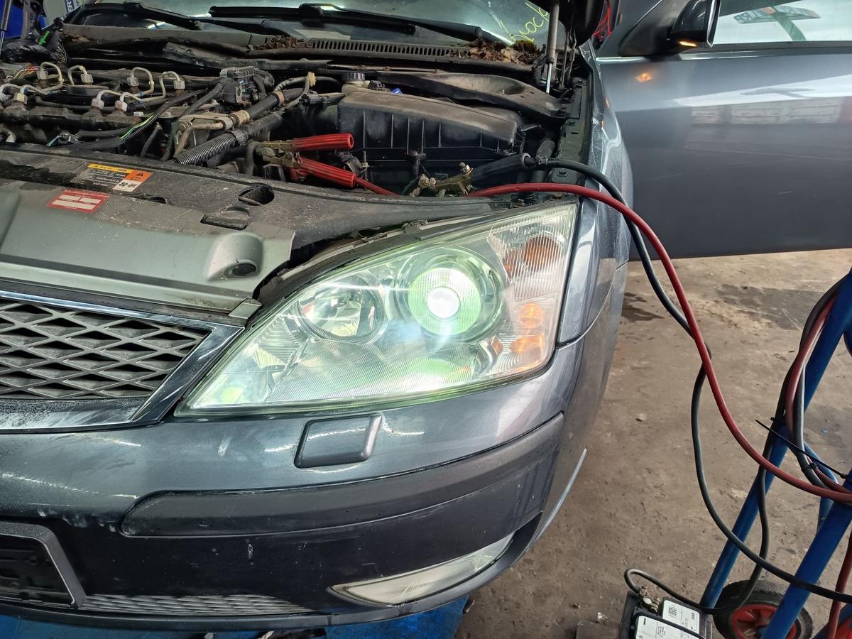Ford Mondeo III original Scheinwerfer links Xenon Haupt Front Licht Bj 2005