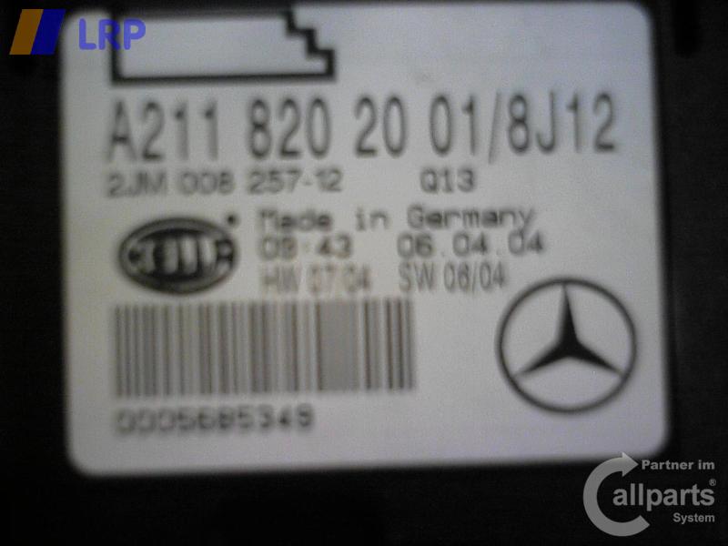 Mercedes Benz S2100 Bj.2004 Innenleuchte hinten 21182020018J12 Hella 2JM00825712 Q13