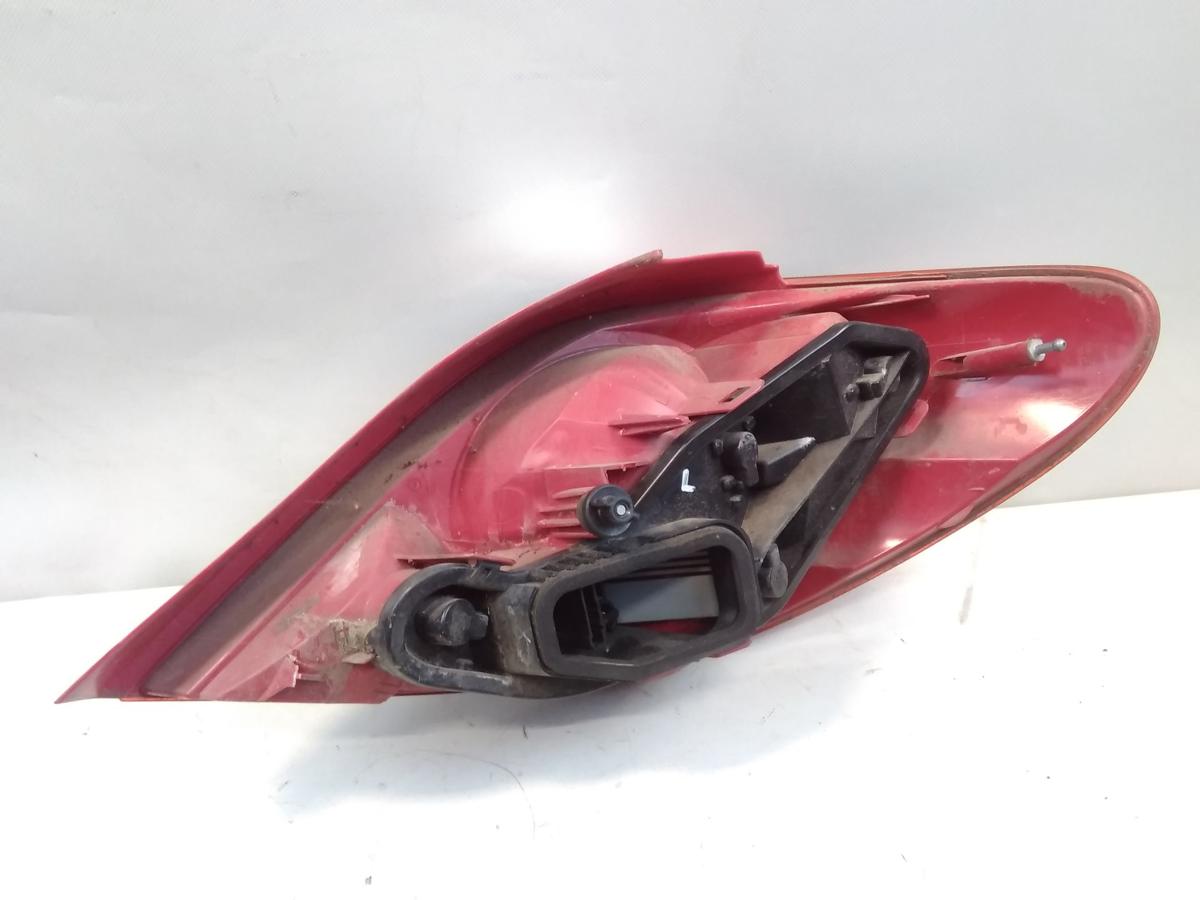 Peugeot 207 original R&uuml;ckleuchte Schlussleuchte links Flie&szlig;heck BJ2007