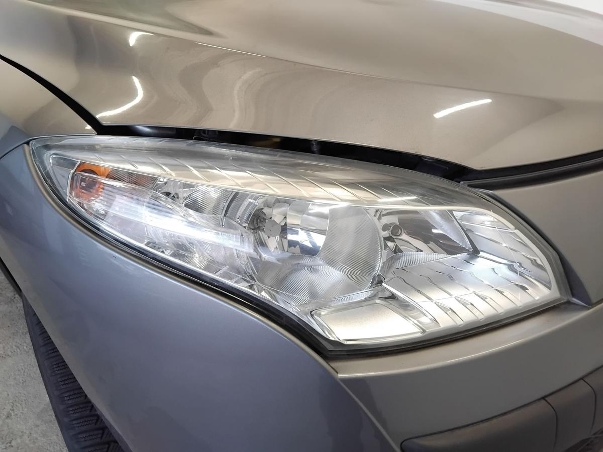 Renault Megane 3 original Scheinwerfer rechts Halogen mit LWR BJ2011