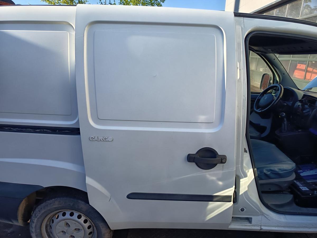 Fiat Doblo Cargo 223 original Schiebet&uuml;r hinten rechts Fond Wei&szlig; uni Bj 2001