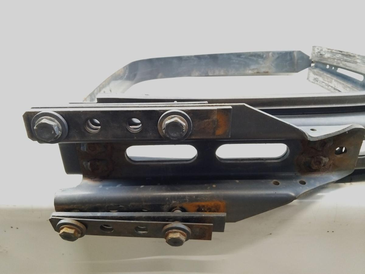 Mercedes Actros MP4 Typ 963 original Tank-Spannband mit Konsole Bj.2018
