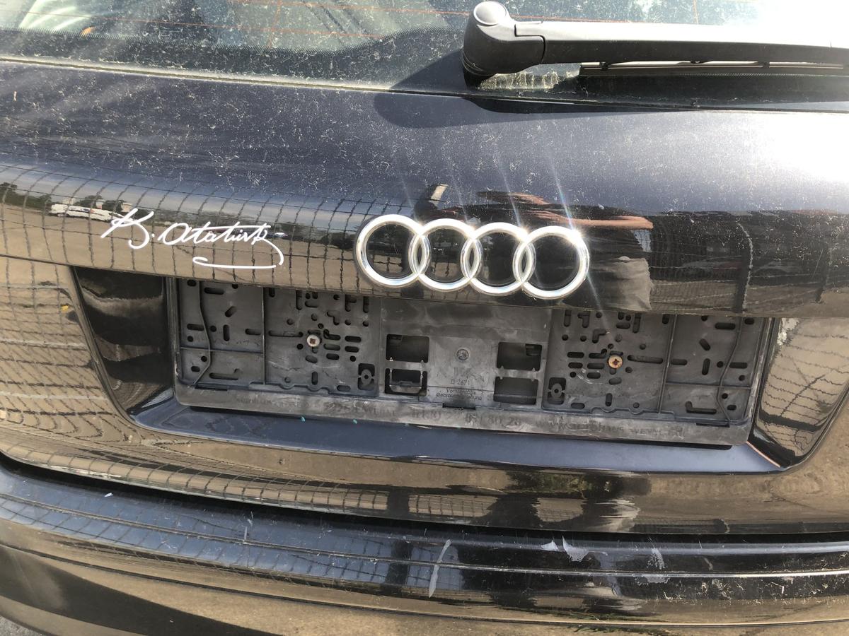 Audi A3 8P bis 2005 Heckklappe mit Heckscheibe Kofferklappe 3 t&uuml;rer LZ9W Roh