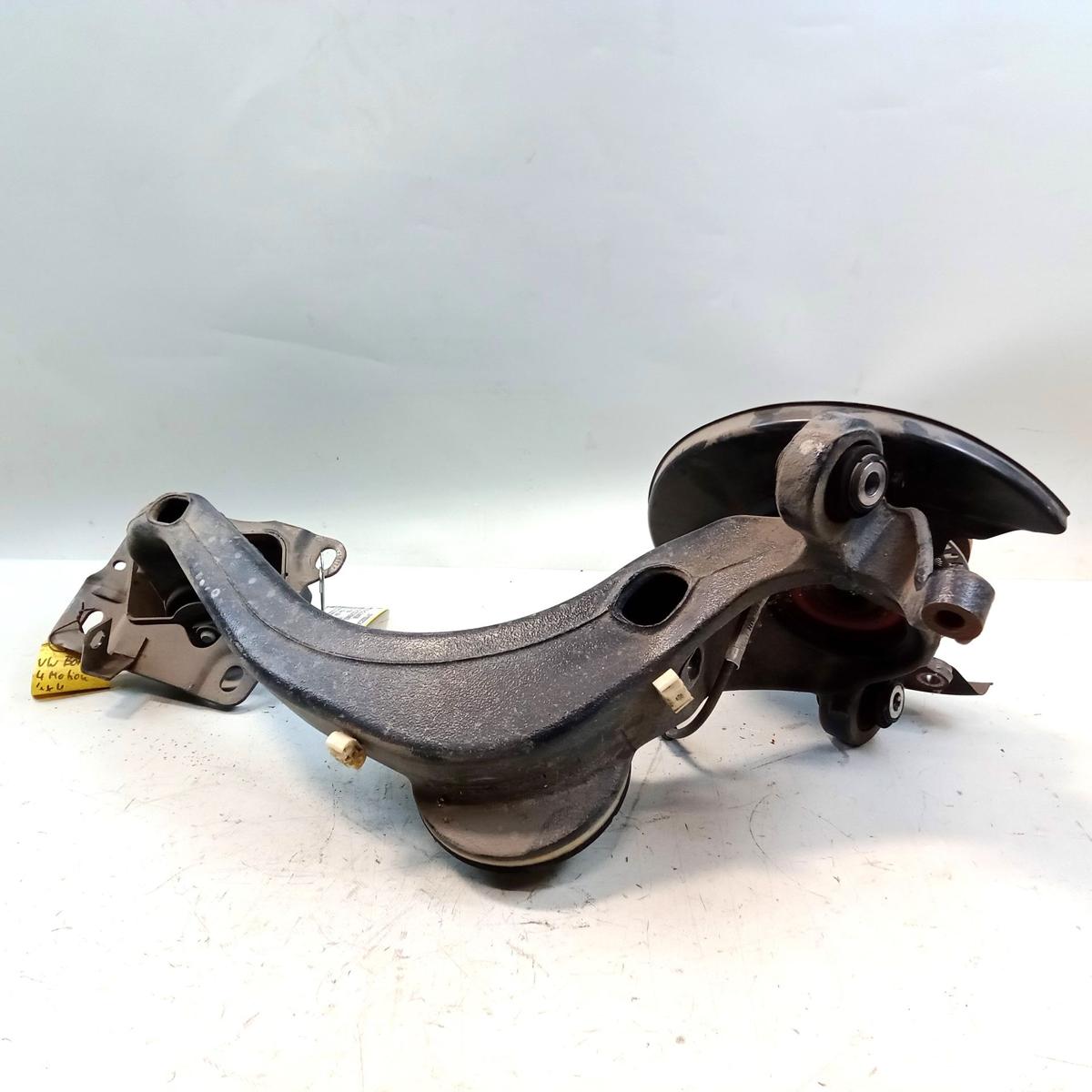 VW Bora 4-Motion Allrad Achsschenkel Achslenker Hinterachse links Bj.2000
