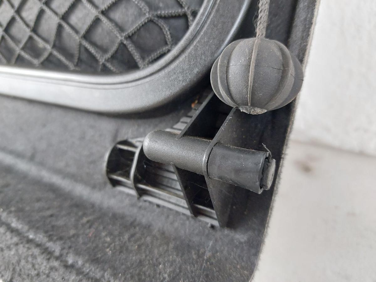 VW Golf 5 V 1K Hutabalge Heckablage Kofferraumabdeckung f&uuml;r 3 und 5 t&uuml;rer