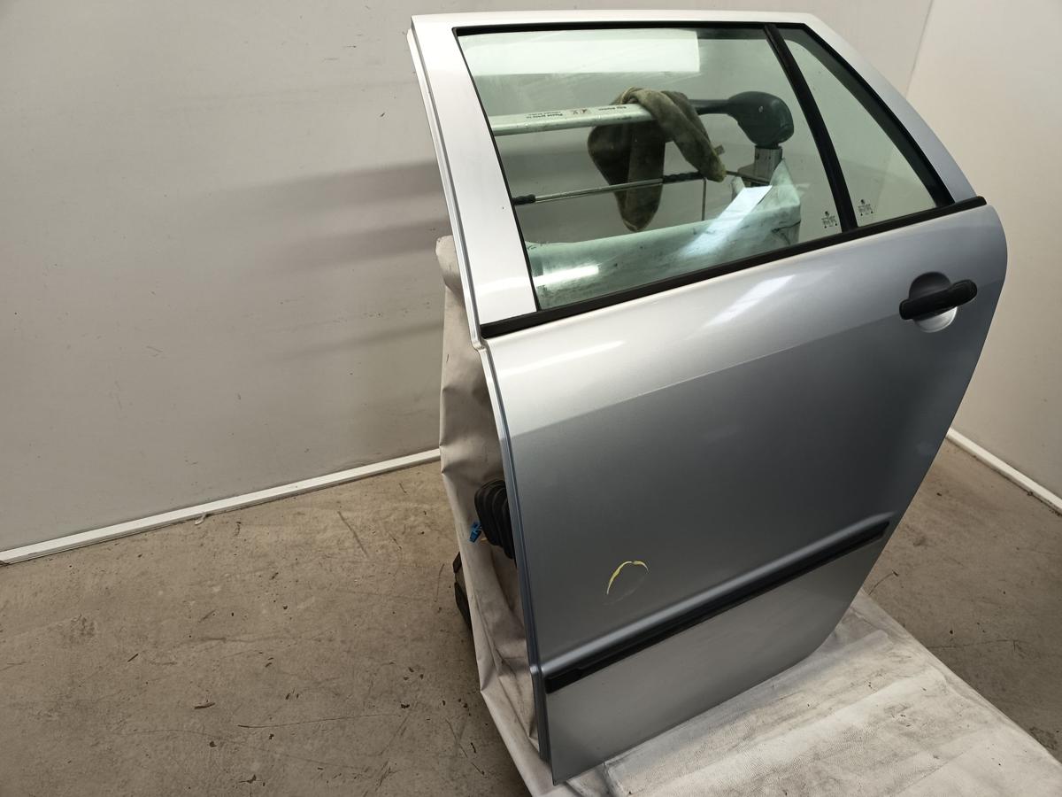 Skoda Fabia I 6Y Combi orig T&uuml;r hinten links Fond F7T Diamantsilber Bj 2002