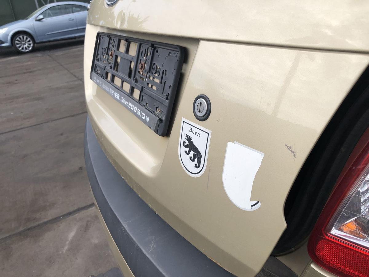 Kia Rio JB Stufenheck original Heckklappe Deckel hinten J4 Cashmere beige Bj2009