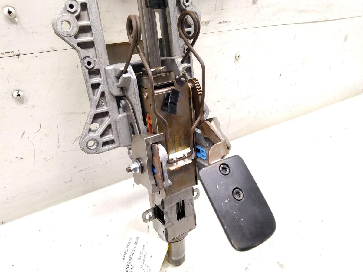 Audi A3 8P original Lenks&auml;ule mit Mantelrohr manuell verstellbar Bj.2013