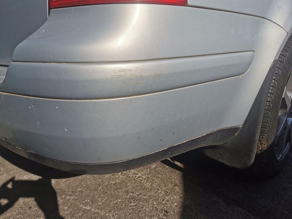 VW Bora 1J Variant Stossfänger Stossstange Bumper hinten LB7Z Satinsilber met