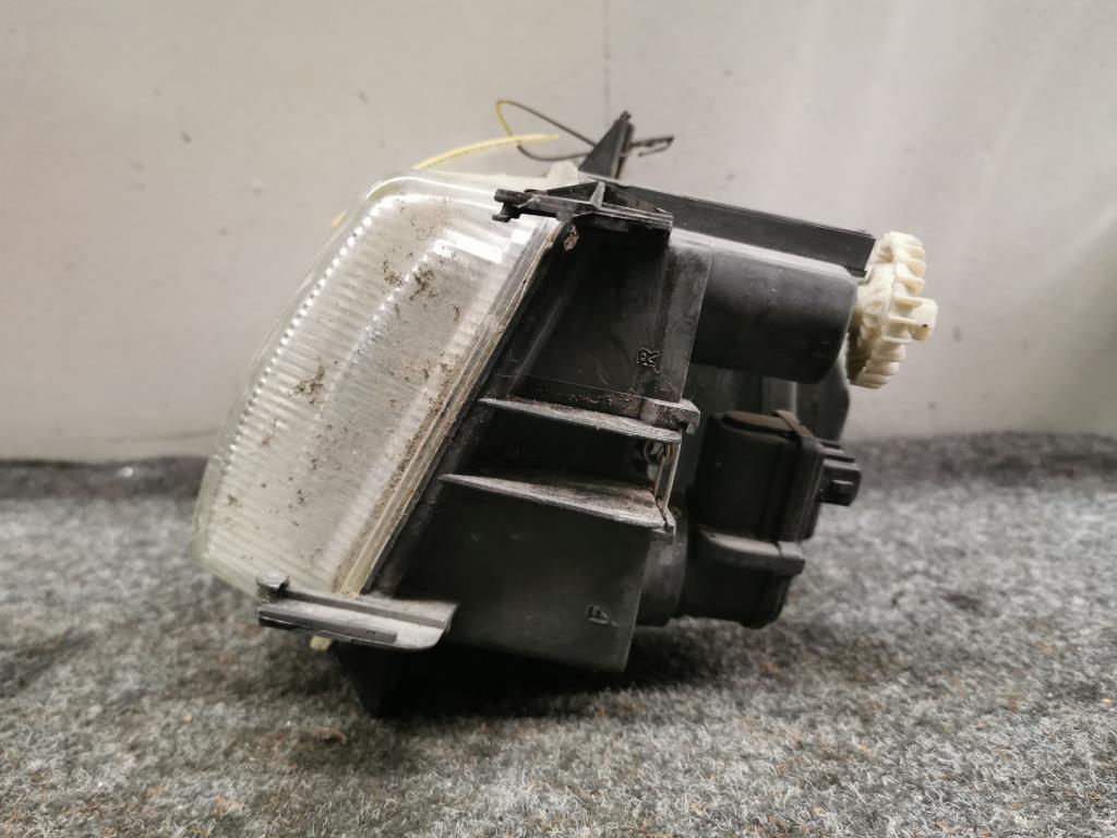 VW Polo 6KV Kombi BJ 1999 Scheinwerfer vorn links Lampe Valeo