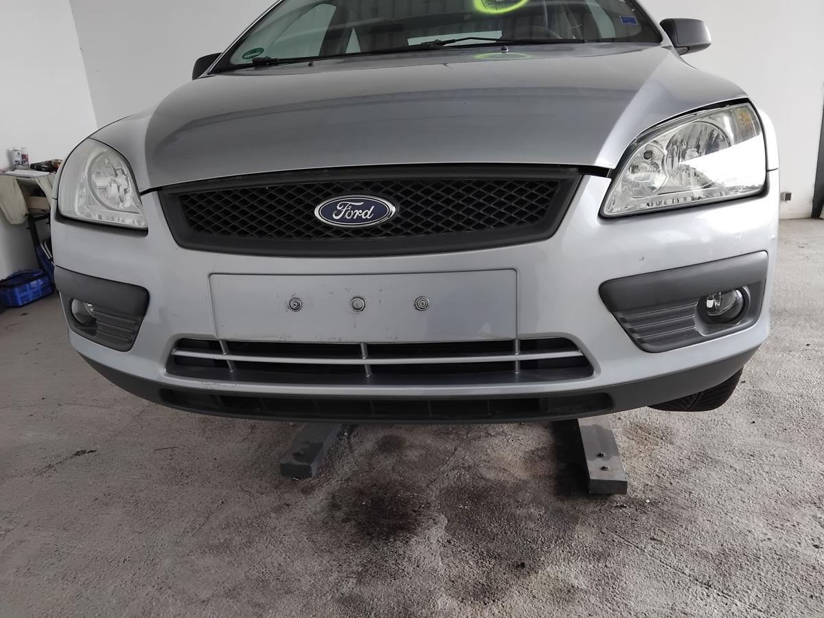 Ford Focus II DA3 original Sto&szlig;f&auml;nger Sto&szlig;stange vorn Cosmicsilbermet. BJ2004