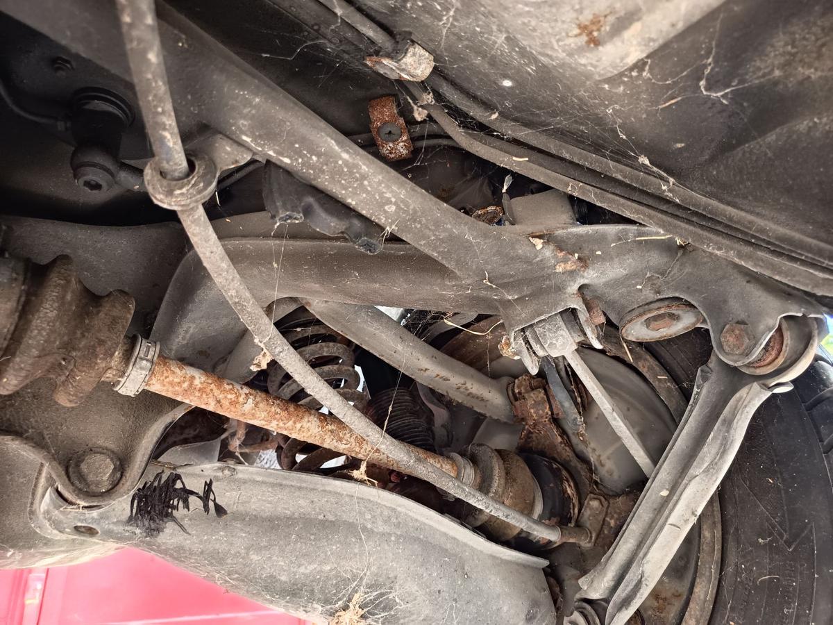 Mercedes S124 original Hinterachse Tr&auml;ger 2,3l 97kW 223Tkm Bj 1988