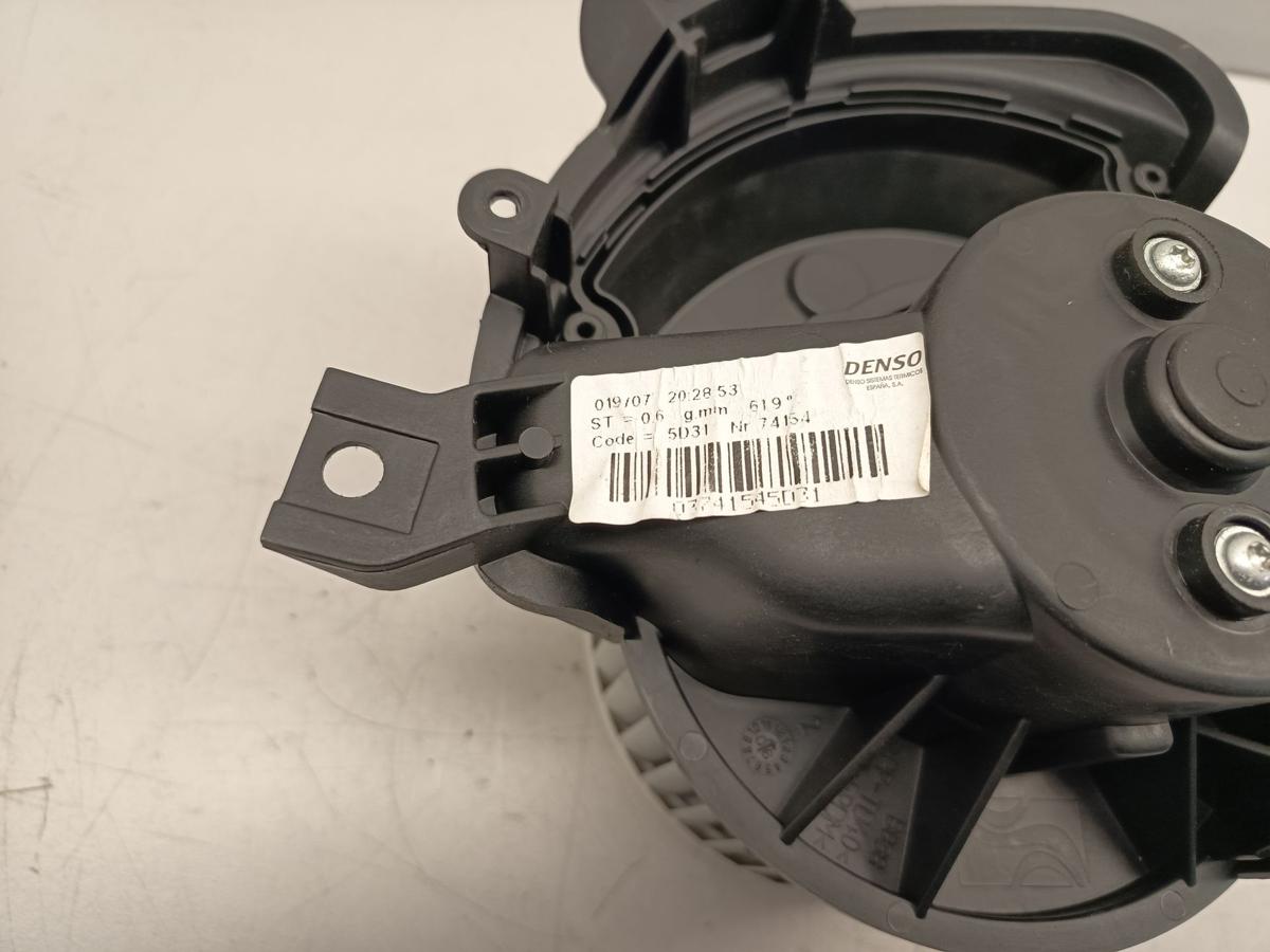 Opel Corsa D original Gebl&auml;semotor mit Widerstand Baujahr 2007