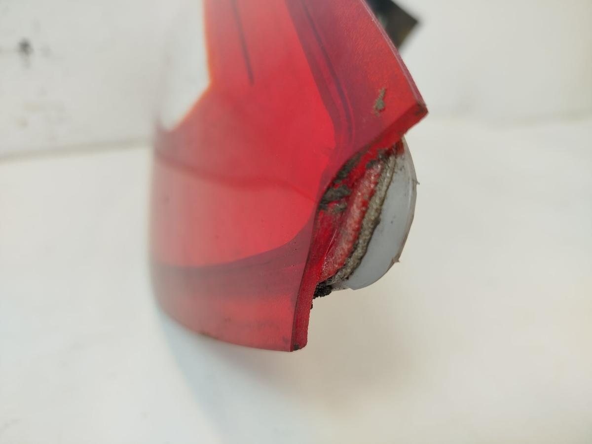 Ford Mondeo BA7 Kombi R&uuml;ckleuchte Schlussleuchte R&uuml;cklicht aussen rechts bis 10