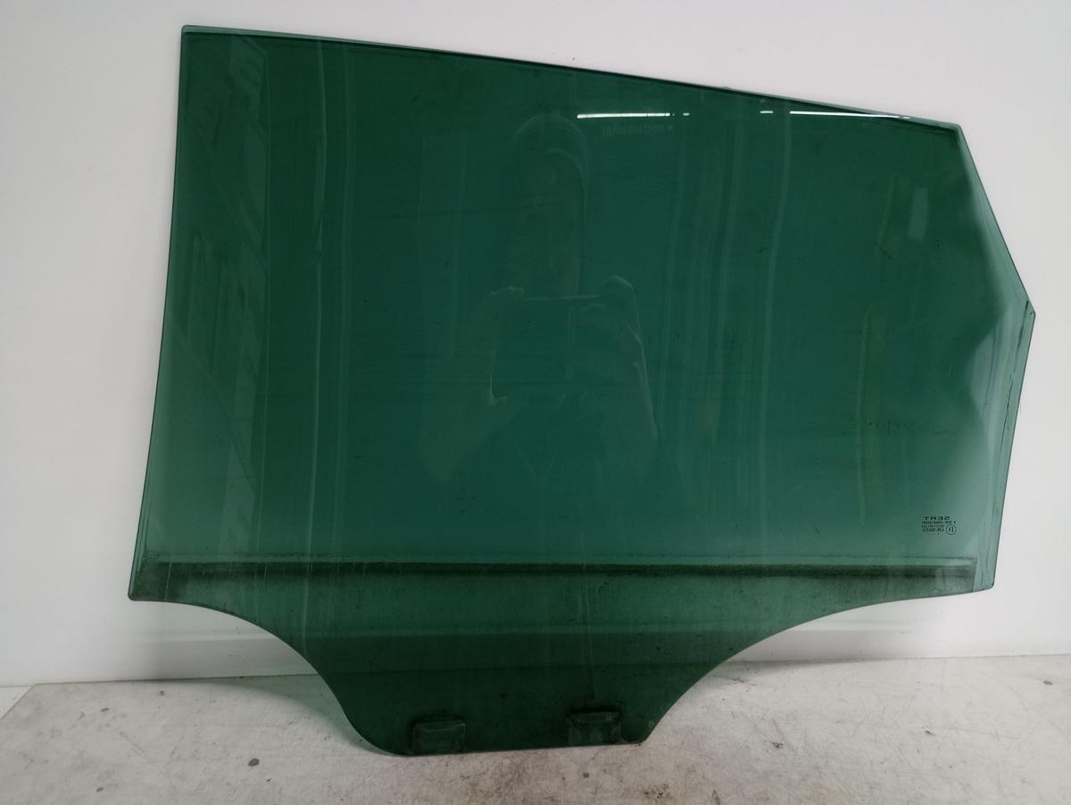 Seat Ibiza ST original T&uuml;rscheibe hinten rechts 6J8845206B get&ouml;nt Bj 2011