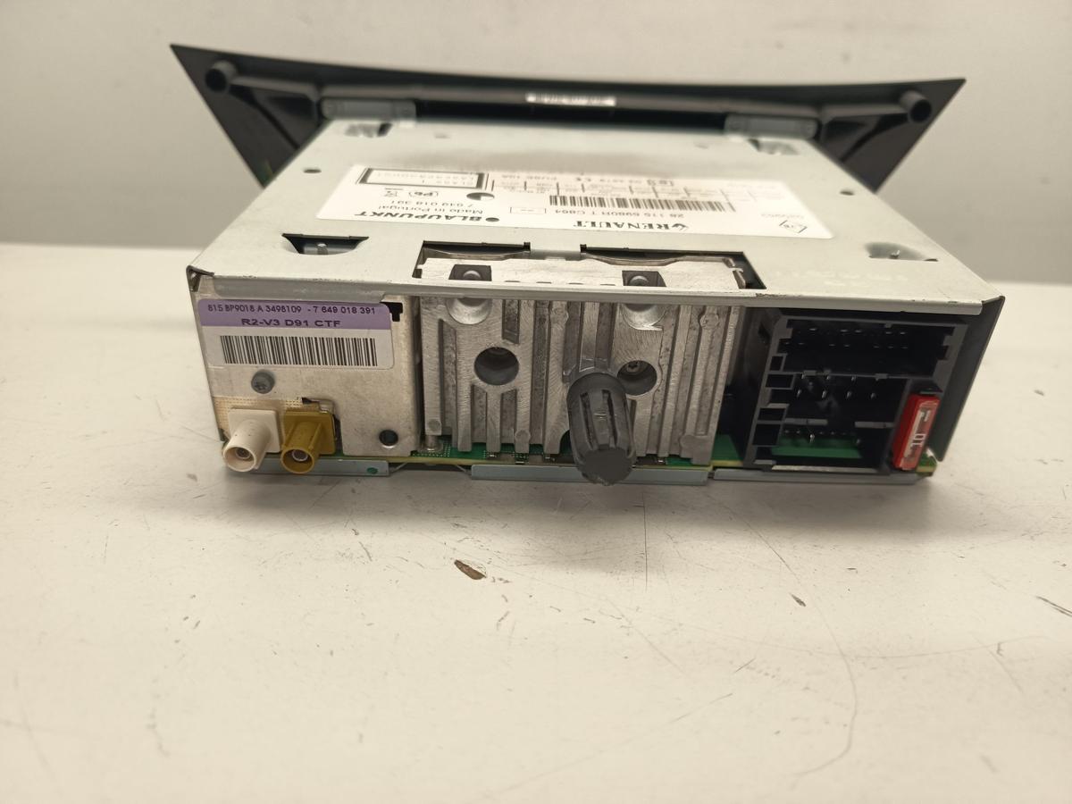 Renault Laguna III Kombi Baujahr 2010 original Radio CD-Radio von Blaupunkt