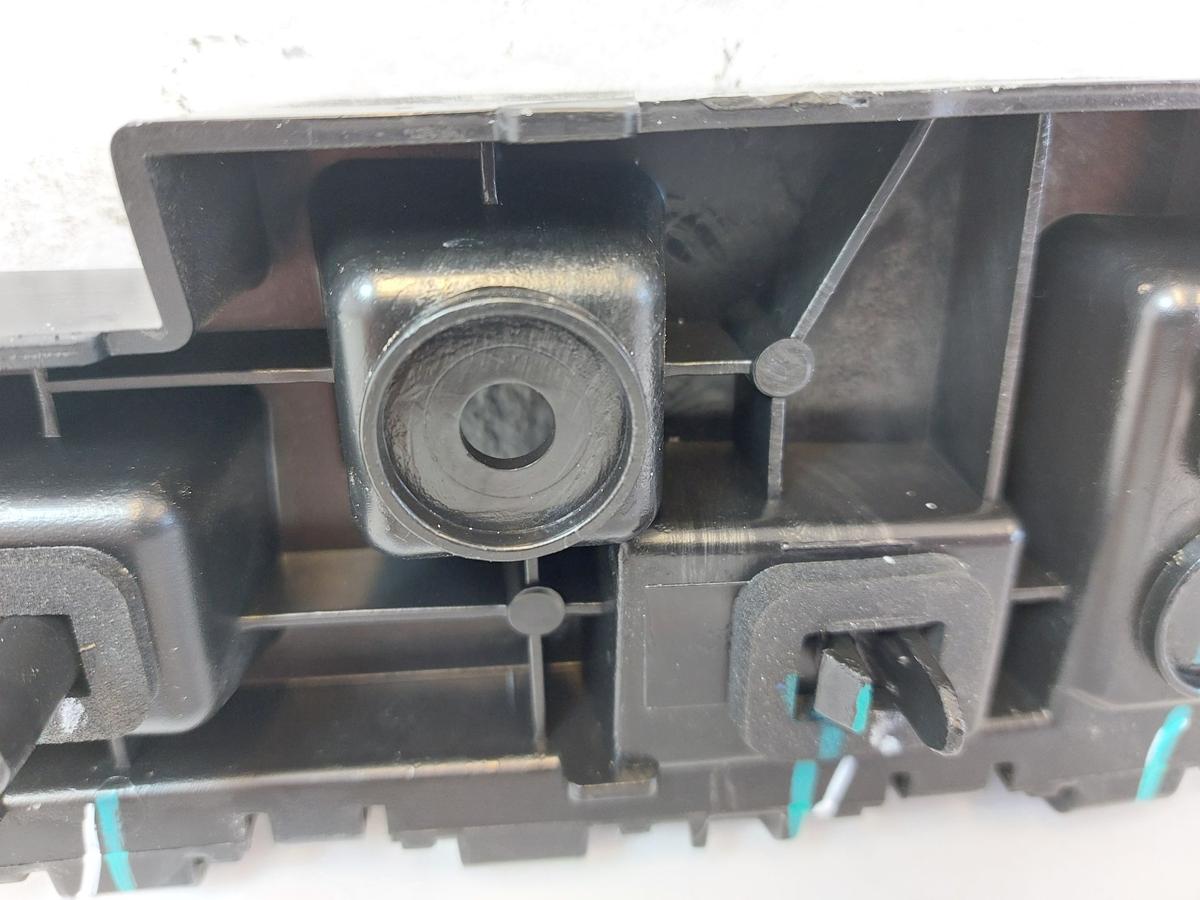 Smart #1 HX11 Pulse Halter Einschub Sto&szlig;f&auml;nger hinten mitte links OEM