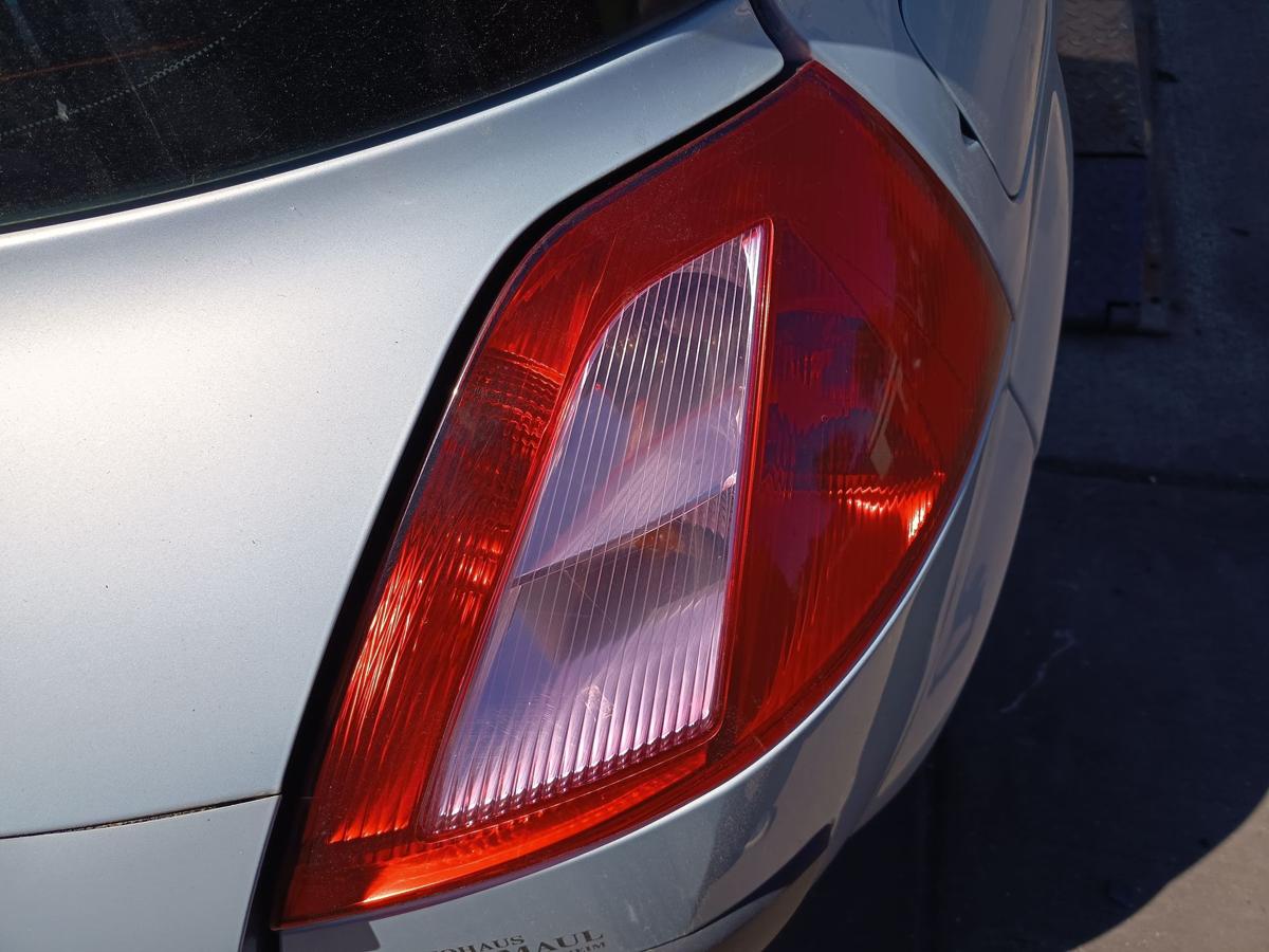 Renault Megane II 3T&uuml;rer original R&uuml;ckleuchte rechts Baujahr 2003