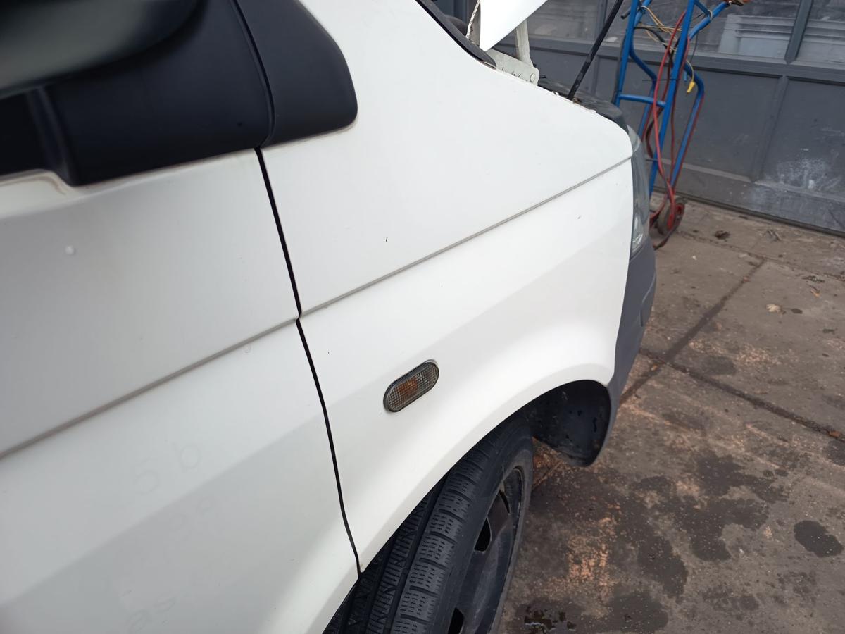 VW T5 7H Transporter original Kotfl&uuml;gel rechts Seitenteil 902 Grauwei&szlig; Bj 2006