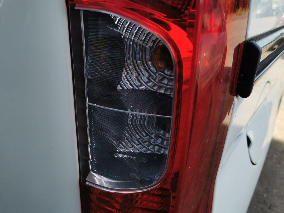 Peugeot Bipper A Rückleuchte Schlussleuchte Rücklicht Lampe hinten rechts