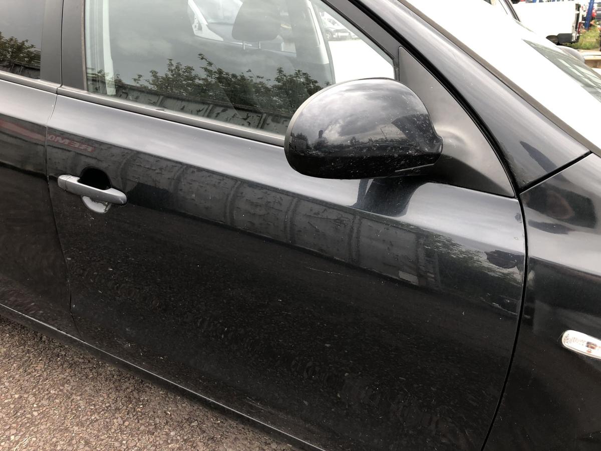 Hyundai i30 FD Tür vorn rechts Beifahrertür im Rohbau 9F Stone Black Perl