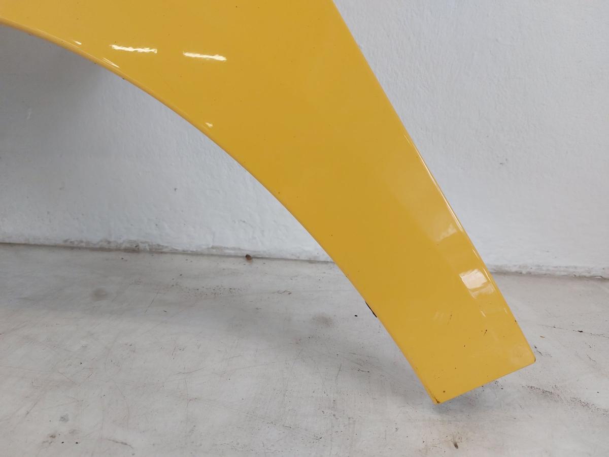 Seat Ibiza 6J Kotflügel vorn links Fahrerseite gelb Farbcode unbekannt