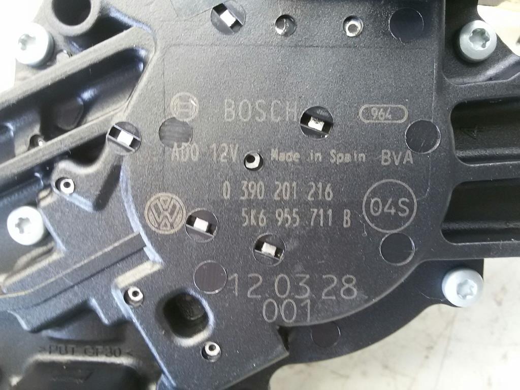 VW Polo 6R Heckwischermotor 5K6955711B 0390201216 BOSCH BJ2012