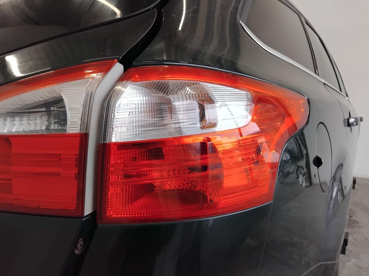 Ford Focus 3 DYB Turnier original R&uuml;ckleuchte Heckleuchte rechts Kombi BJ2011