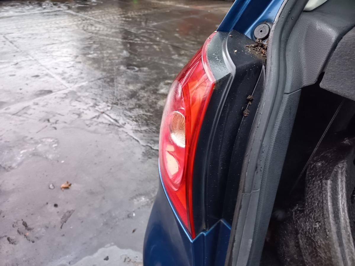 VW Golf V original R&uuml;ckleuchte links Heck/Schluss/Licht Bj 2007