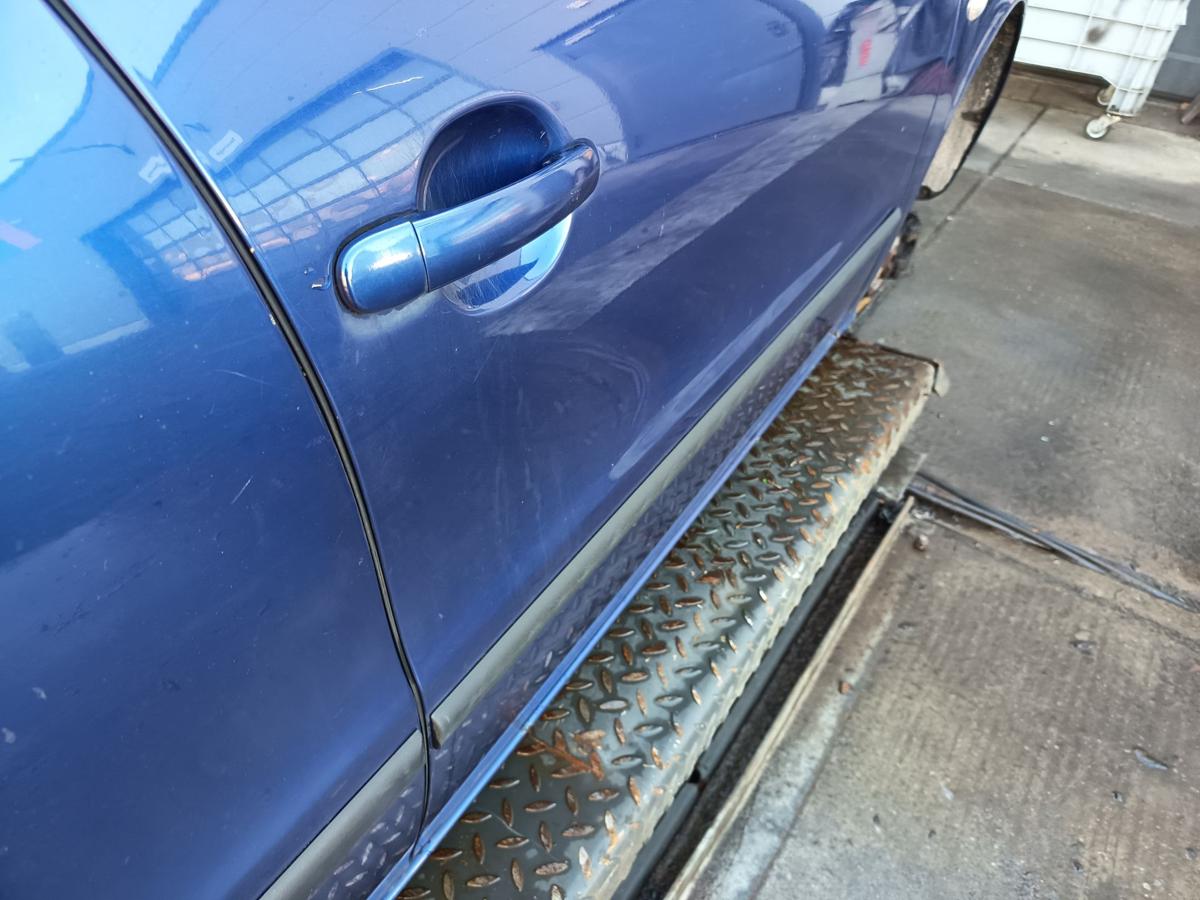 Seat Leon 1M original T&uuml;r vorn rechts Beifahrer S5S Almeriablau Bj 2005