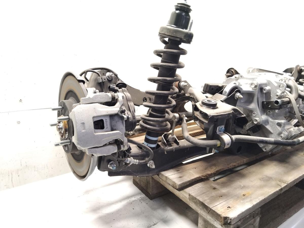 Mitsubishi Eclipse Cross original Hinterachse Elektromotor Achsschenkel Bremssattel