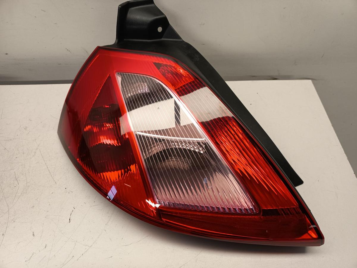 Renault Megane II 2 5trg Limo orig R&uuml;ckleuchte Heckleuchte links Bj 04