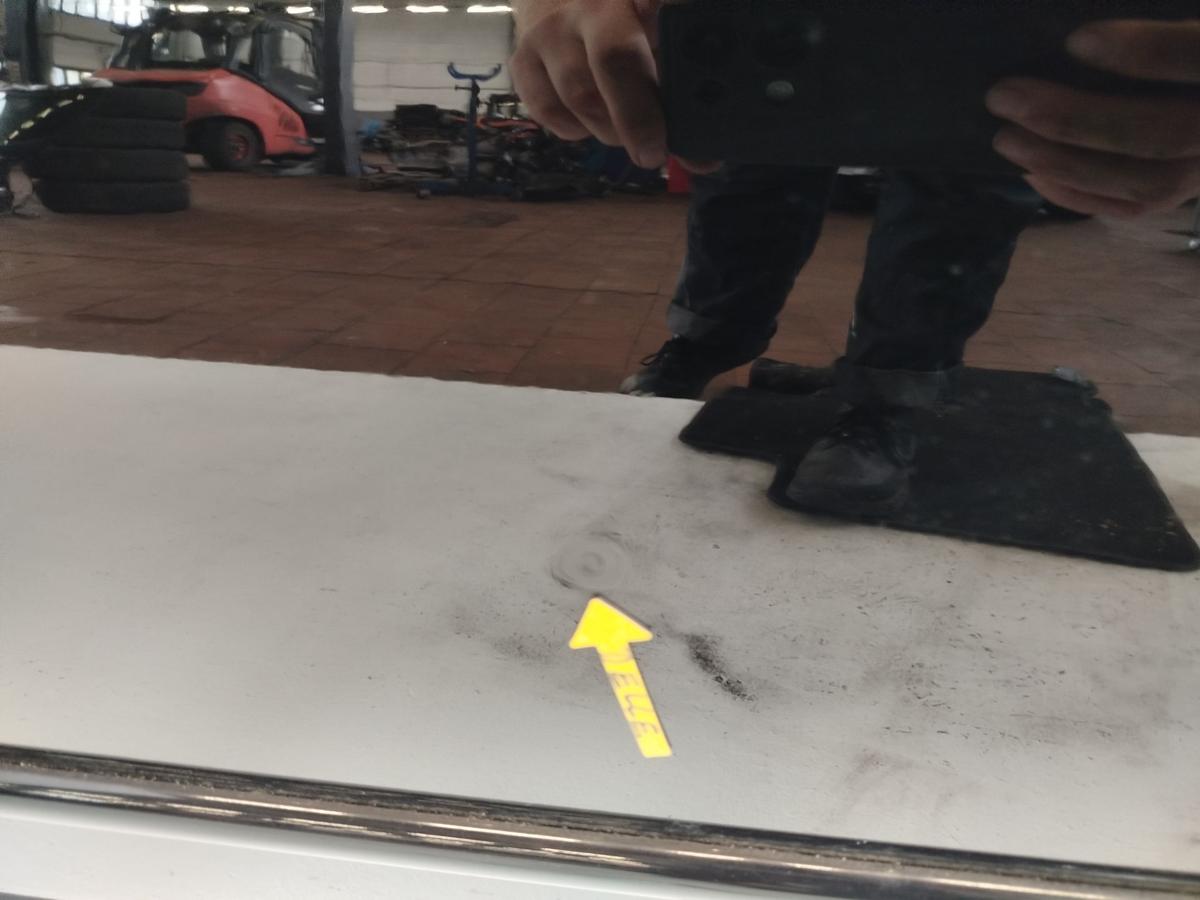 VW Golf 4 IV 1J Tür vorn links Fahrertür nur für 3 türer L041 Brillantschwarz