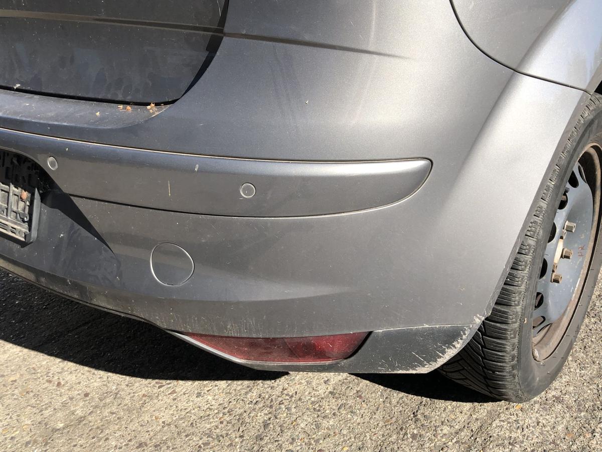 Seat Altea 5P Stoßfänger hinten Heckschürze mit PDC LS7U Sombagrau NICHT XXL