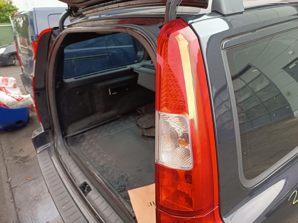Volvo V70 II original Rückleuchte rechts oben Heck/Schluss/Licht Bj 2005