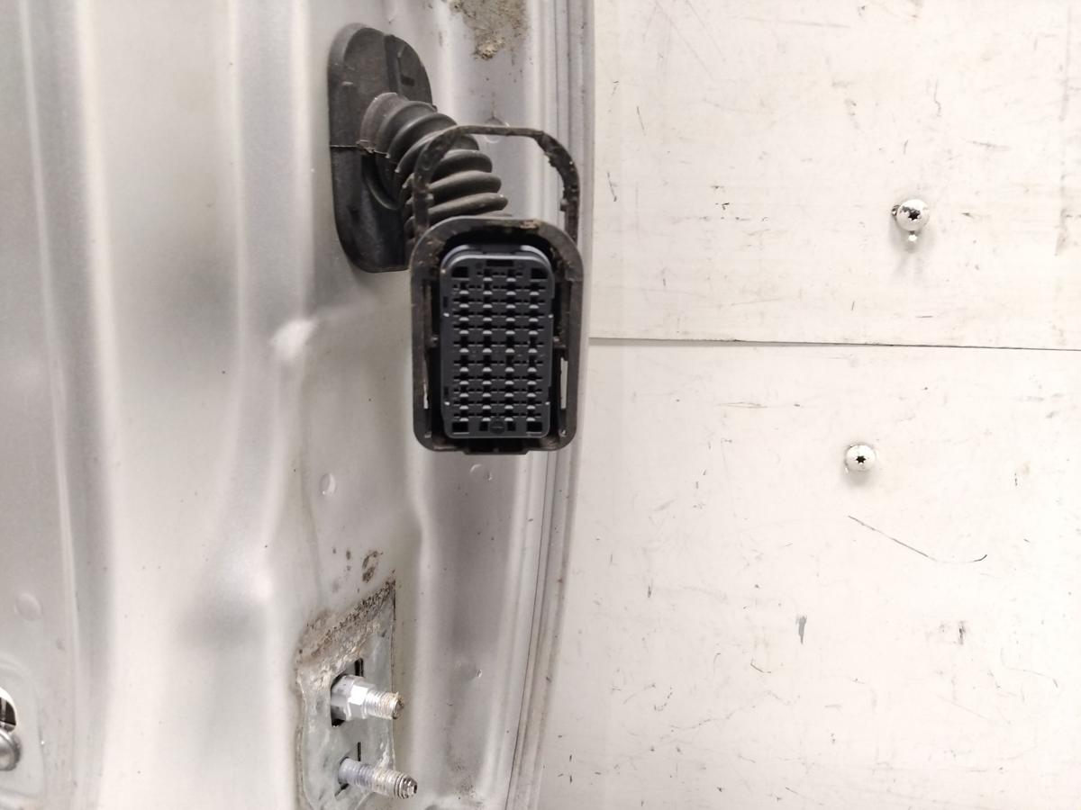 Renault Clio 3 original T&uuml;r vorn links TED69 Platingrau Metallic 5t&uuml;rig BJ2011